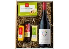 Red Wine Gifts Delivered – A Classy Way to Celebrate Any Occasion